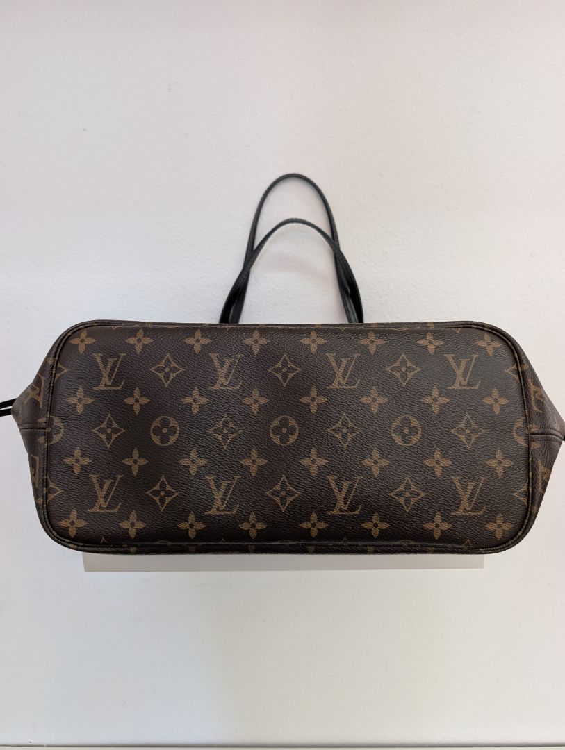 Louis Vuitton Neverfull World Tour Bag
