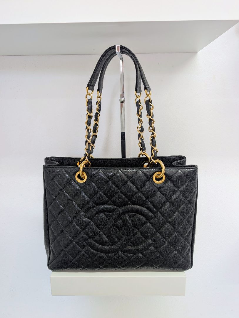 Chanel Caviar Leather Grand Shopping Tote