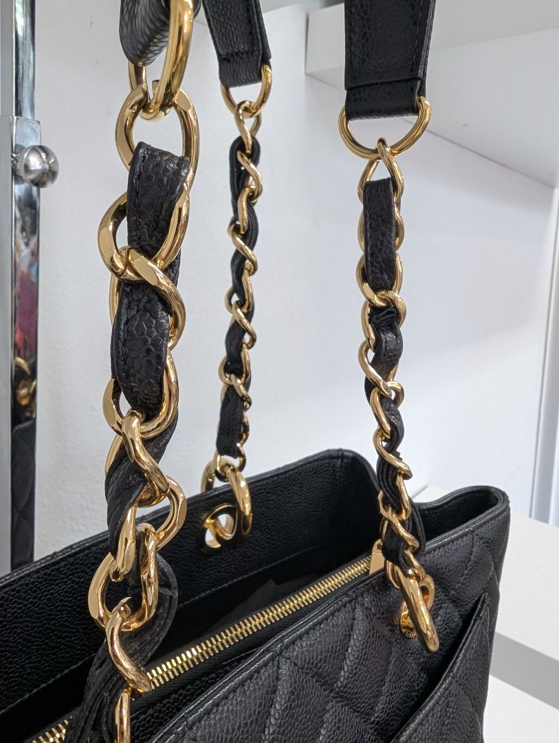 Chanel Caviar Leather Grand Shopping Tote