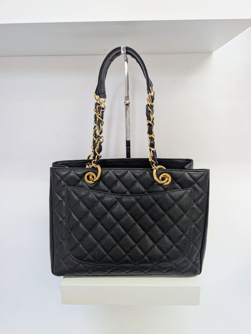Chanel Caviar Leather Grand Shopping Tote