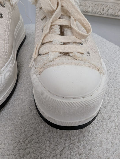 Christian Dior Walk'n'Dior Sneakers. Size 36.5.