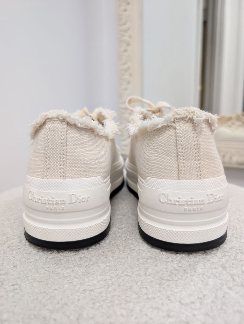 Christian Dior Walk'n'Dior Sneakers. Size 36.5.