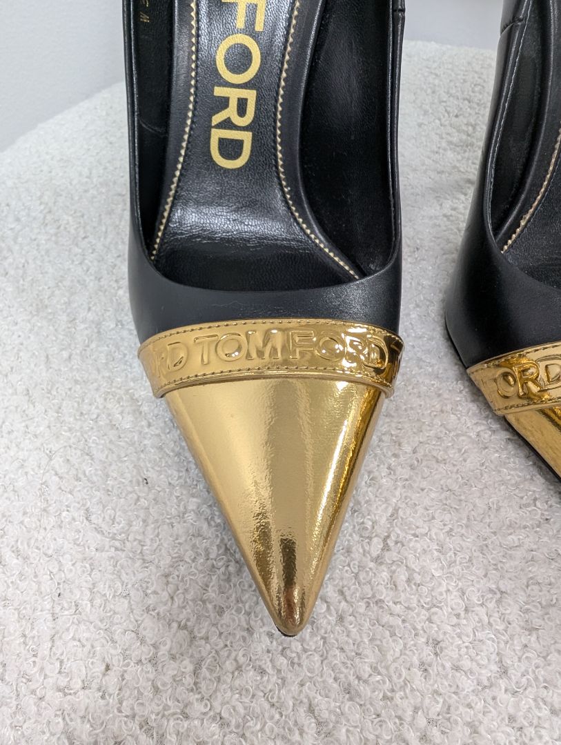 Tom Ford Gold Plate Point Stiletto High Heels. Size 37.