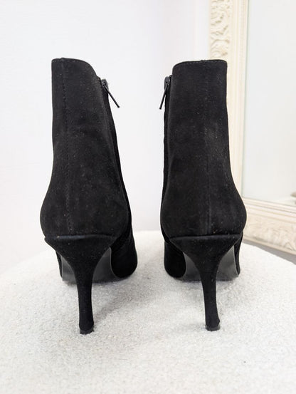 Flattered X Suede Leather Silver Tip Ankle Boot. Size 38.