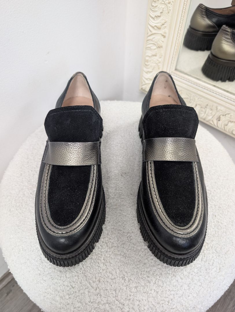 Hispanitas Platform Brogues. Size 39.