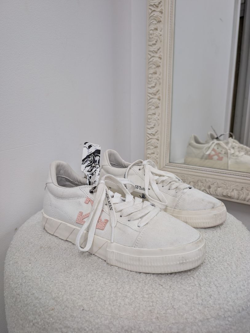 Off White Vulcanized Eco Canvas Sneaker. Size 39.