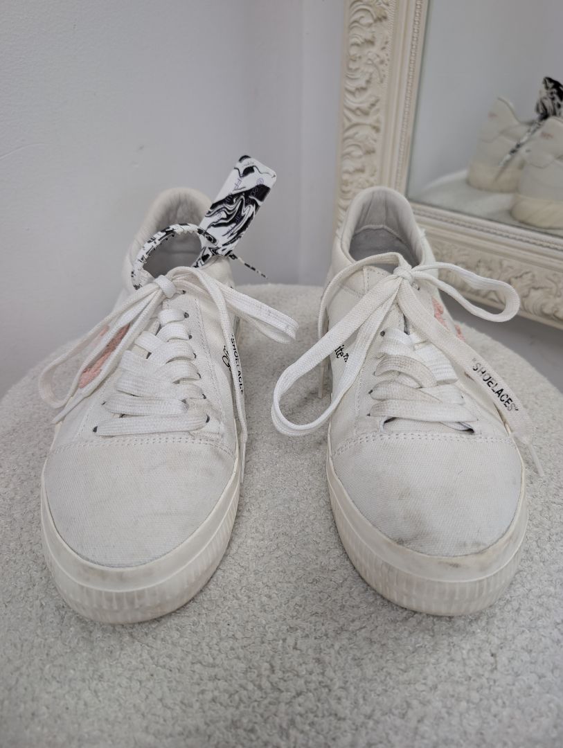 Off White Vulcanized Eco Canvas Sneaker. Size 39.