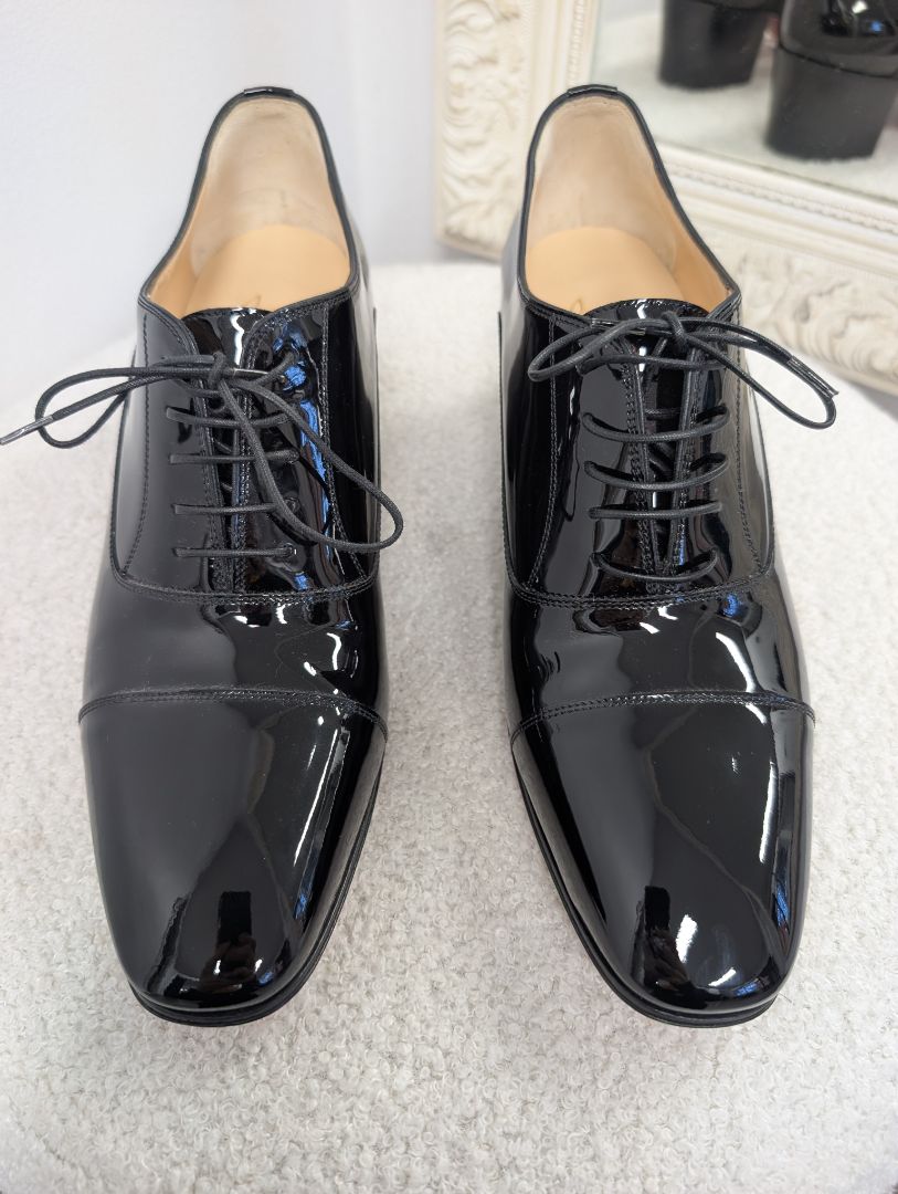 Christian Louboutin Patent Leather Lace up Brogues. Size 37.