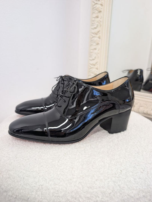 Christian Louboutin Patent Leather Lace up Brogues. Size 37.