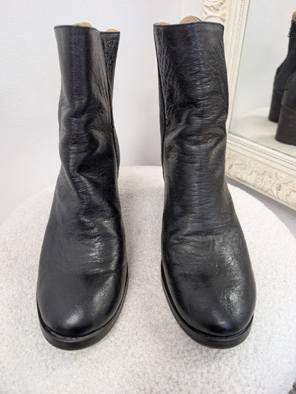 Nylon Black Leather Ankle Boots. Size 40.