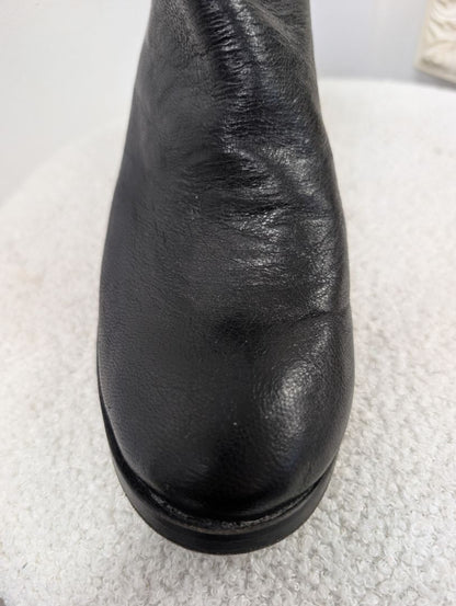 Nylon Black Leather Ankle Boots. Size 40.