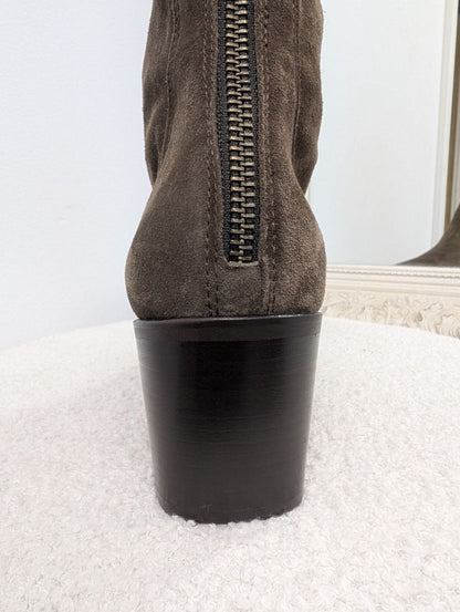 Paul Green Suede Ankle Boots. Size 38.