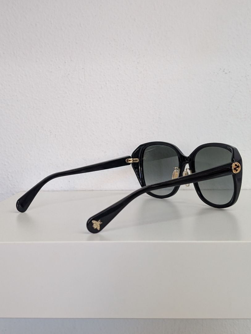 Gucci Bee Frame GG Sunglasses