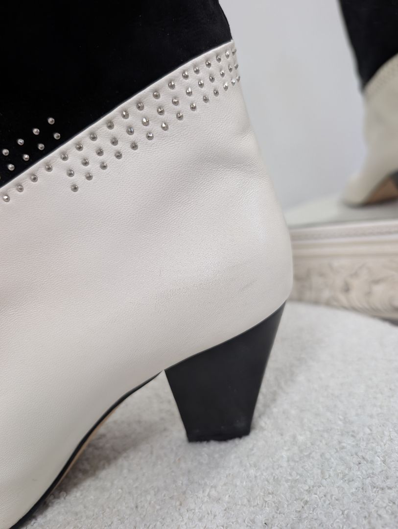 Jimmy Choo Bear Ankle Boots. Size 39.