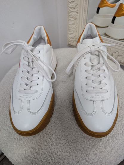 Department of Finery (DOF) Mila Sneakers. Size 38.