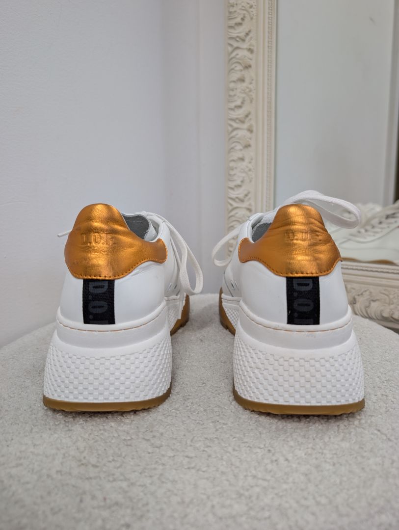 Department of Finery (DOF) Mila Sneakers. Size 38.