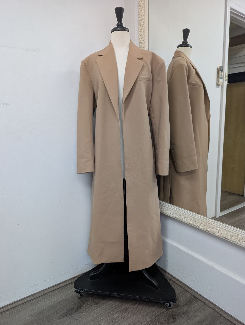 Camilla And Marc Sterling Tailored Coat. Size 12.