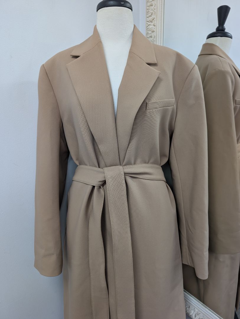Camilla And Marc Sterling Tailored Coat. Size 12.