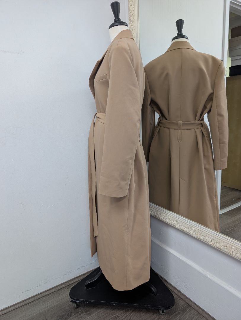 Camilla And Marc Sterling Tailored Coat. Size 12.