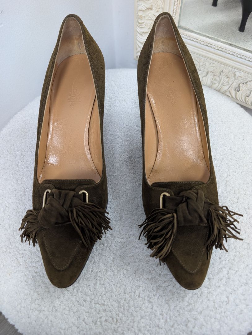 Hermes Suede Tassel Pumps. Size 39.