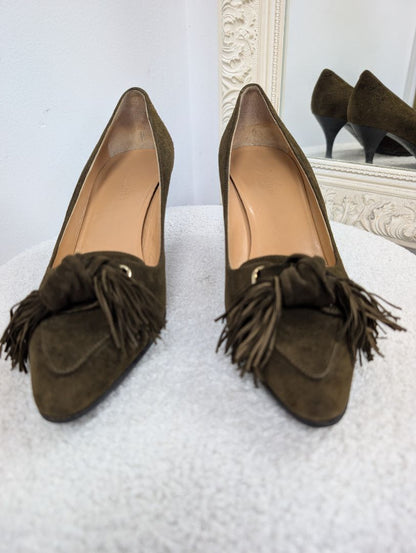 Hermes Suede Tassel Pumps. Size 39.