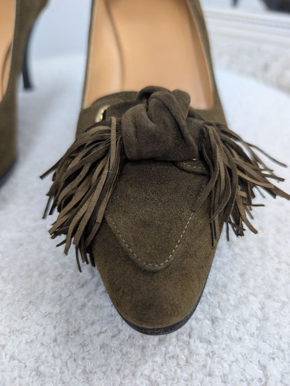 Hermes Suede Tassel Pumps. Size 39.