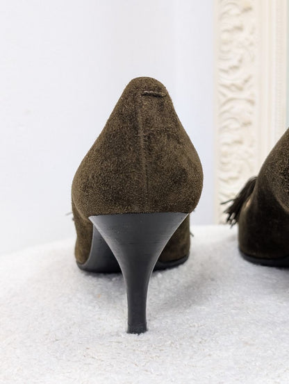 Hermes Suede Tassel Pumps. Size 39.
