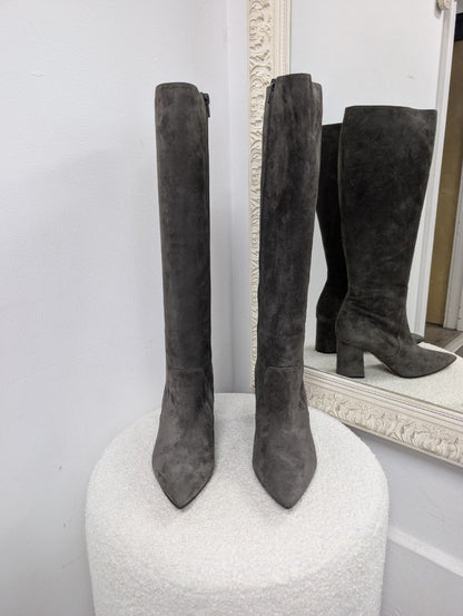 Fabio Rusconi Struzzo Grey Suede Boots. Size 39.