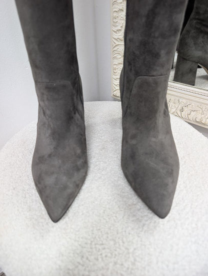 Fabio Rusconi Struzzo Grey Suede Boots. Size 39.