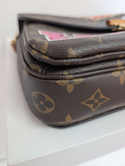 Louis Vuitton Metis Canvas Cross Body Bag