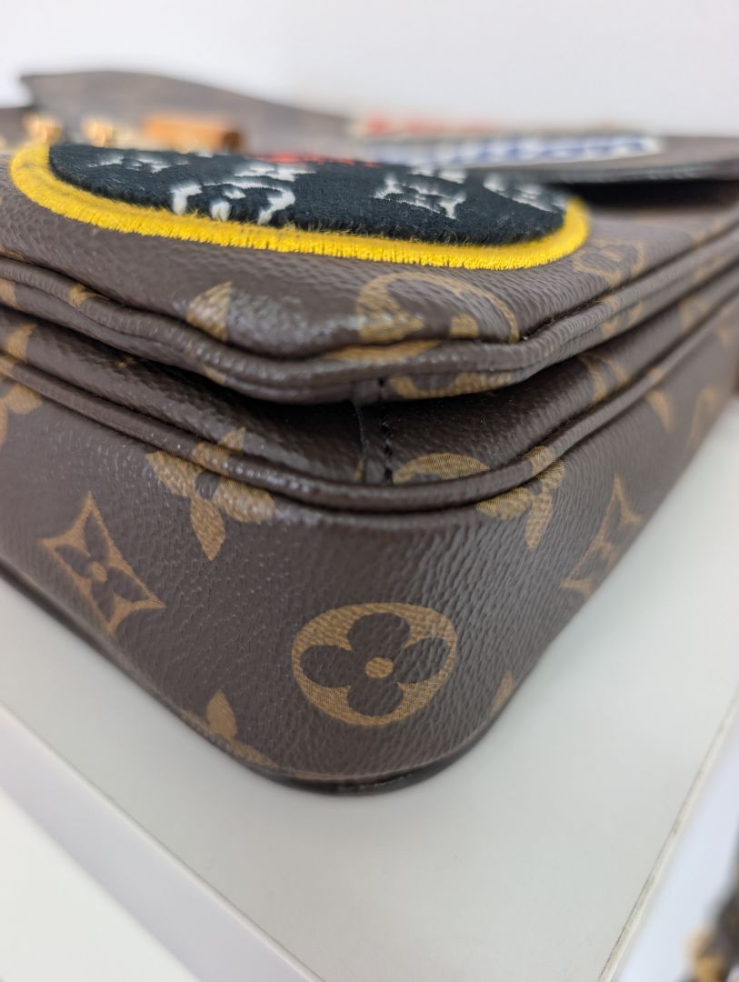 Louis Vuitton Metis Canvas Cross Body Bag