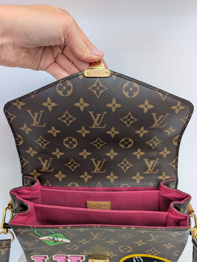 Louis Vuitton Metis Canvas Cross Body Bag