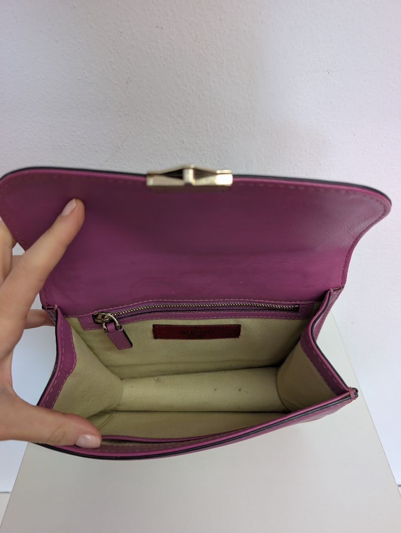 Valentino Garavani Mini Glamlock Rockstud Bag