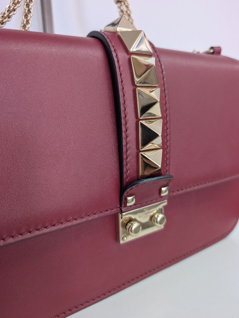 Valentino Garavani Medium Glam Lock Rockstud Bag