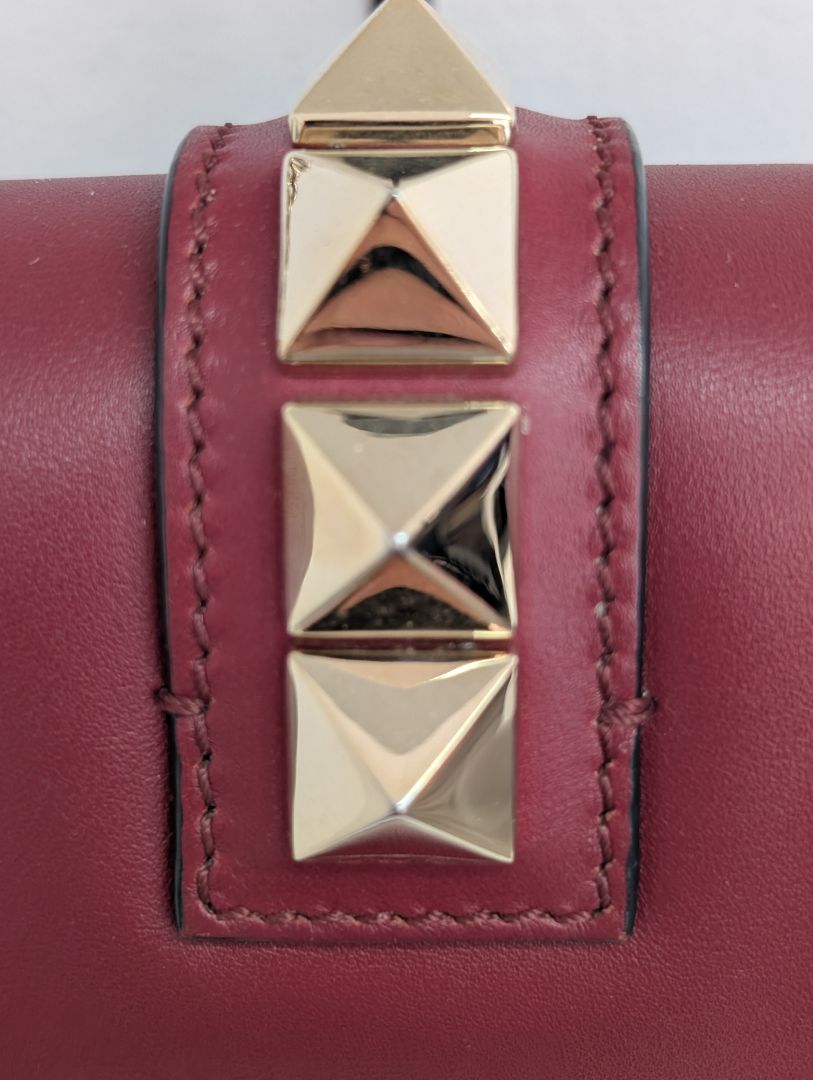 Valentino Garavani Medium Glam Lock Rockstud Bag