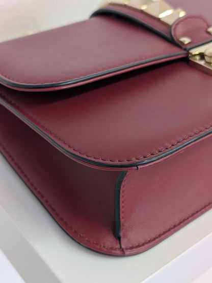 Valentino Garavani Medium Glam Lock Rockstud Bag