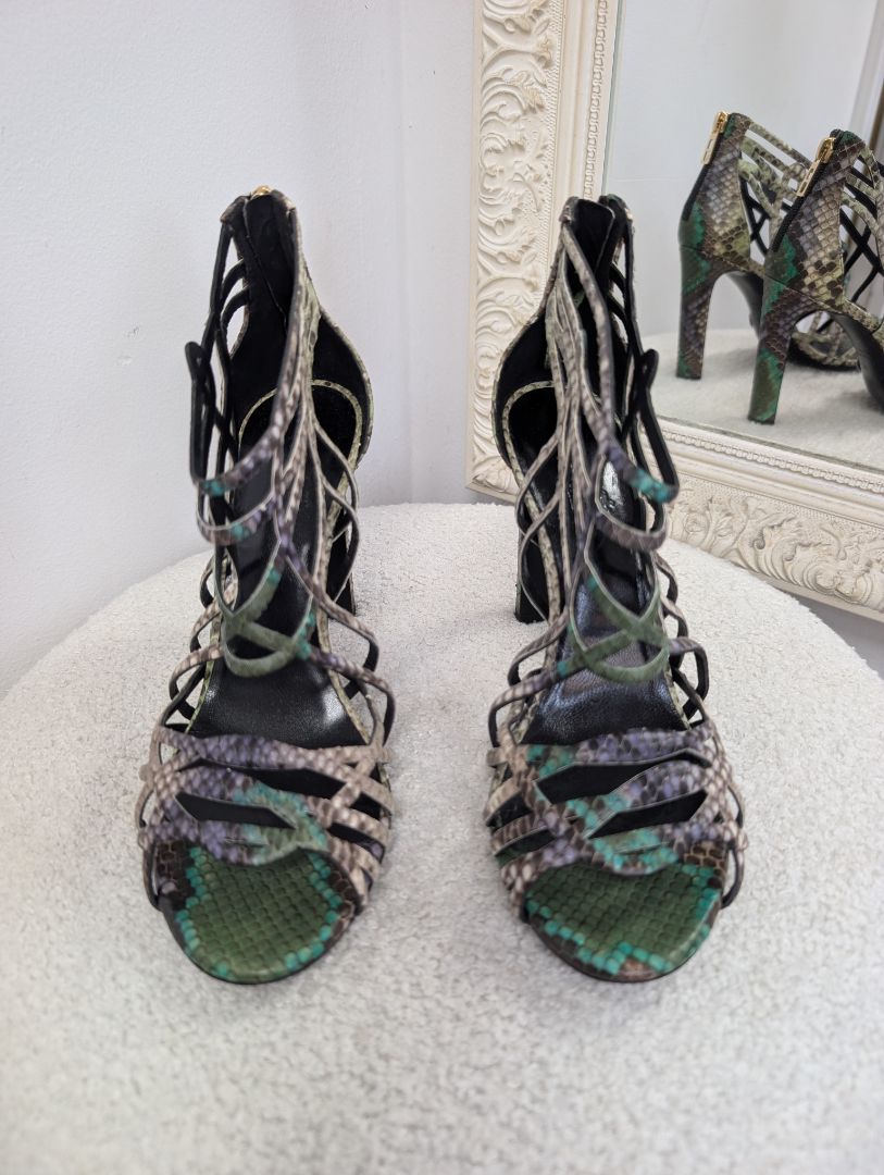 Hermes Cage Python Sandals. Size 39.