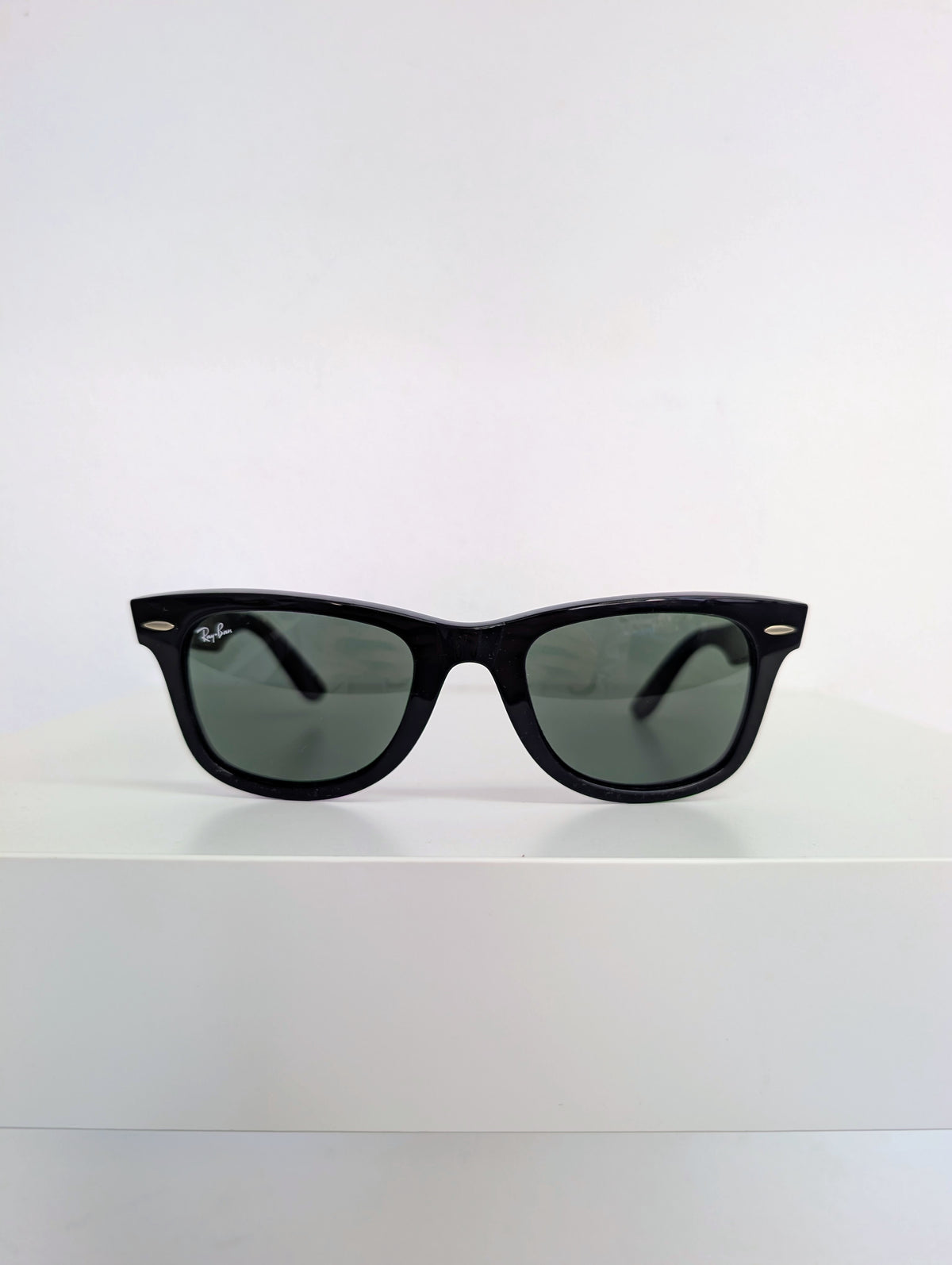 Ray Ban Black Wayfarer Classic Sunglasses