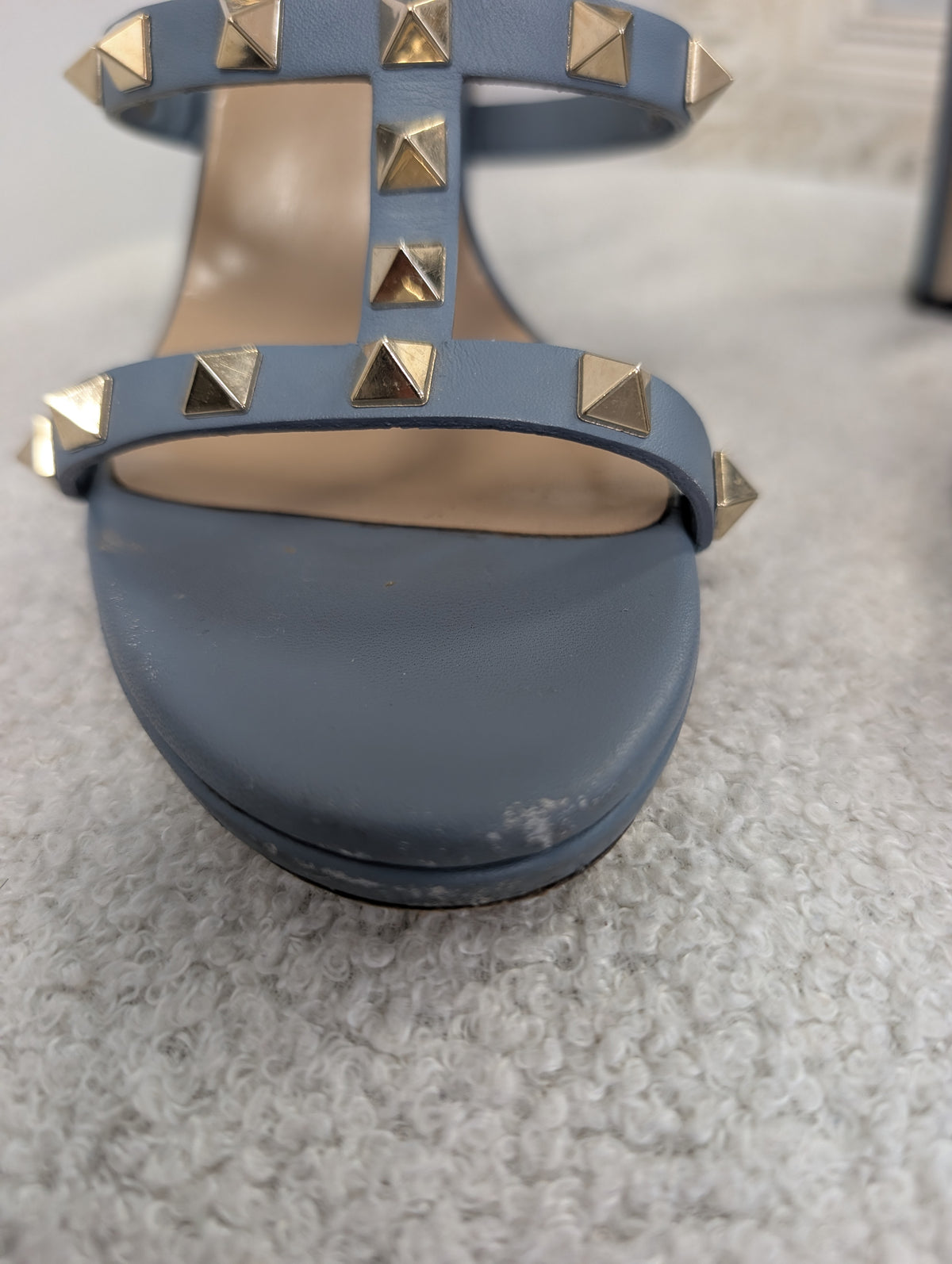 Valentino Garavani  Blue Cage Block Heels. Size 38.
