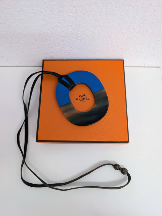 Hermès Isthme Pop Pendant Necklace