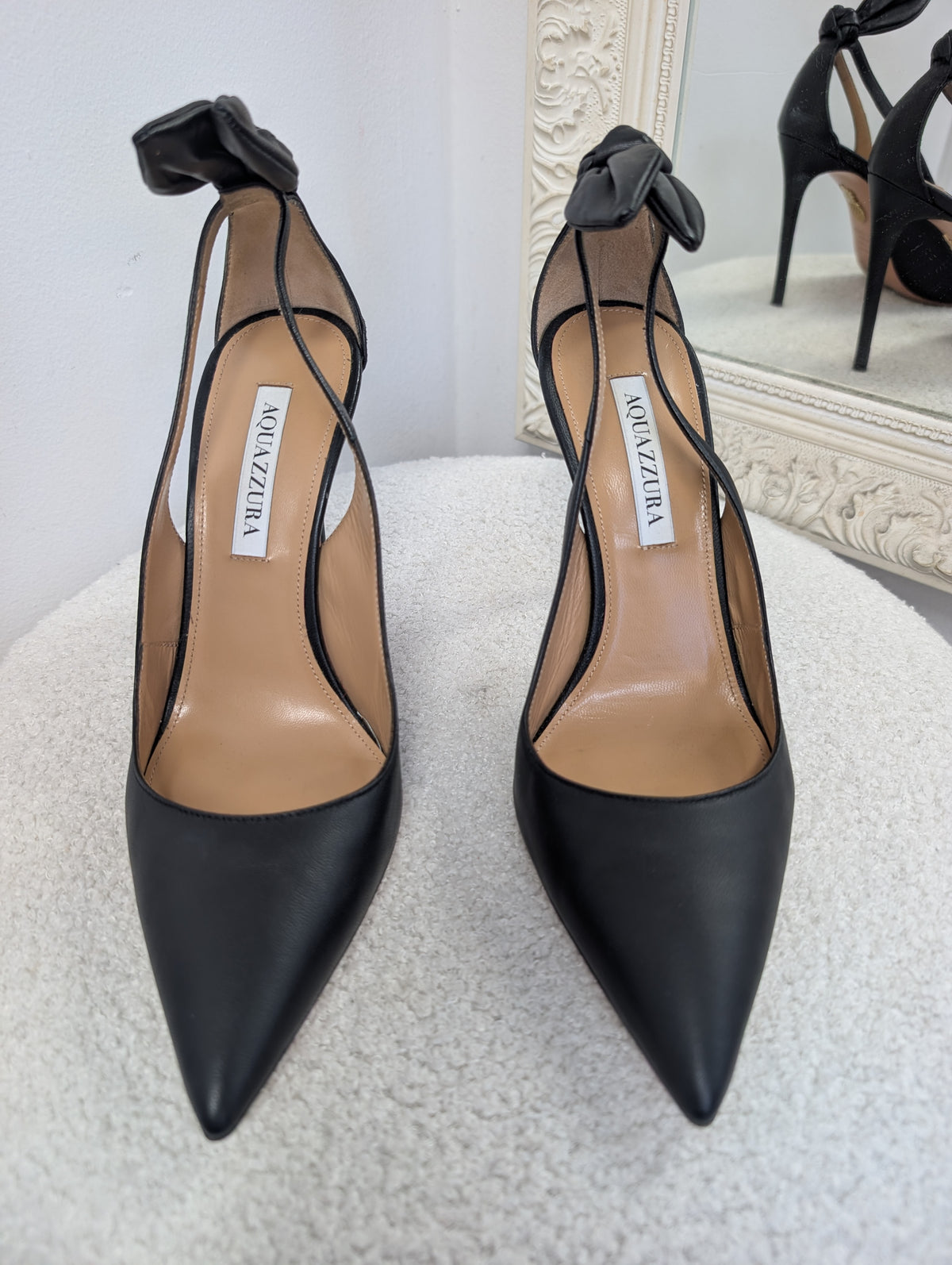 Aquazzura Deneuve Bow Tie Pumps. Size 39.