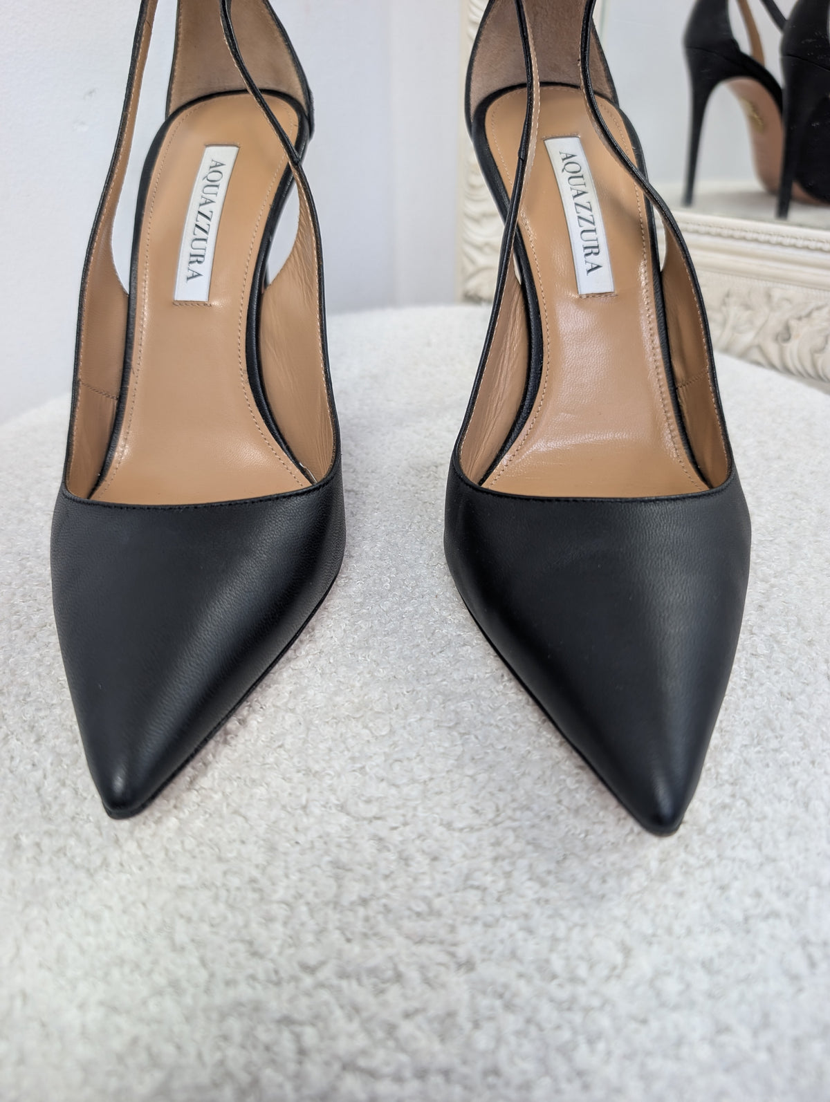 Aquazzura Deneuve Bow Tie Pumps. Size 39.