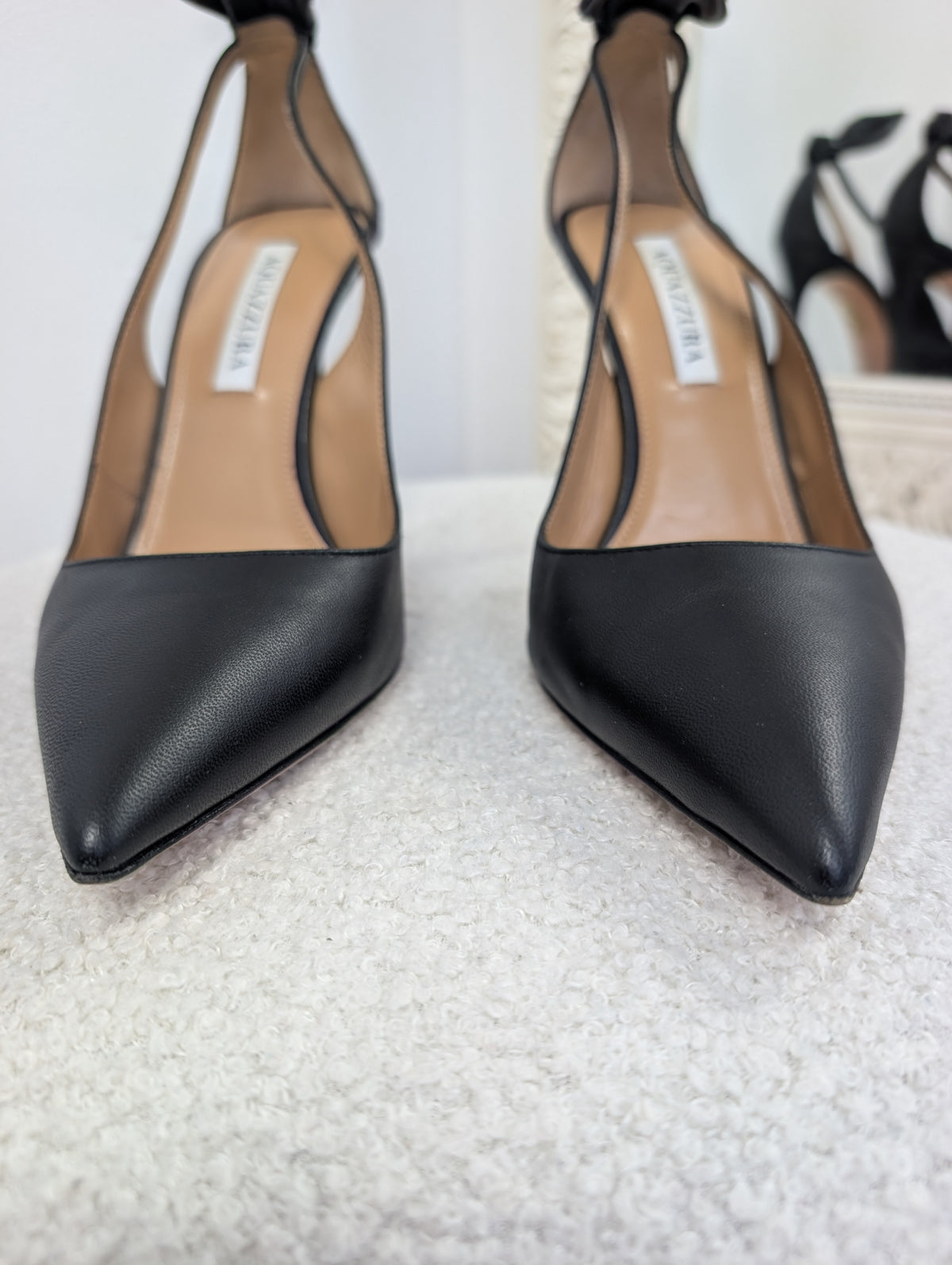 Aquazzura Deneuve Bow Tie Pumps. Size 39.