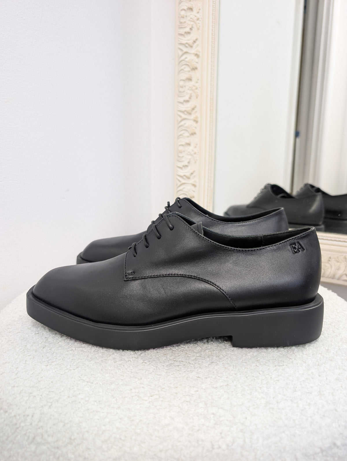 Emporio Armani Lace Up Derby Shoes. Size 38.