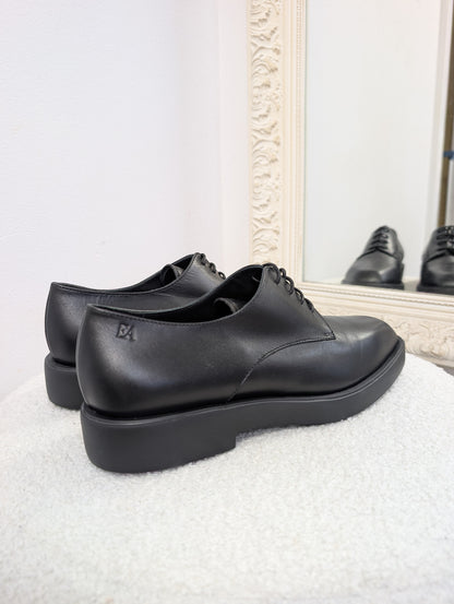 Emporio Armani Lace Up Derby Shoes. Size 38.