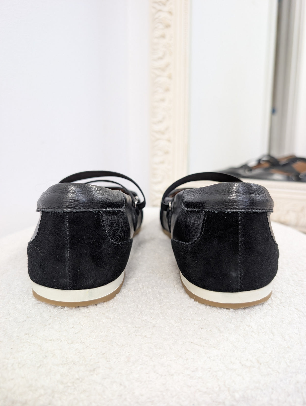 EOS Jasarae Sneakerina. Size 39.